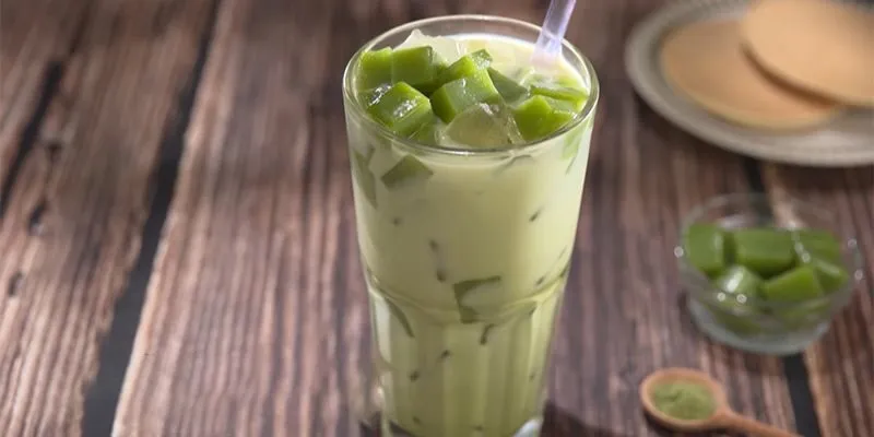 Matcha trà sữa và thạch trà xanh